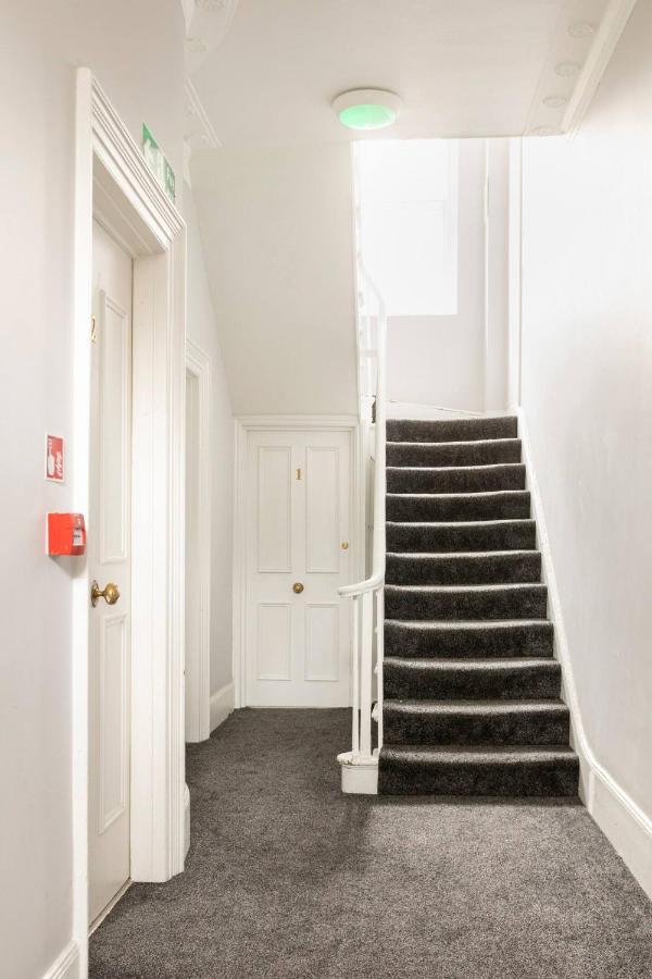 Appartamento Cozy Flat In The Heart Of Londra Esterno foto