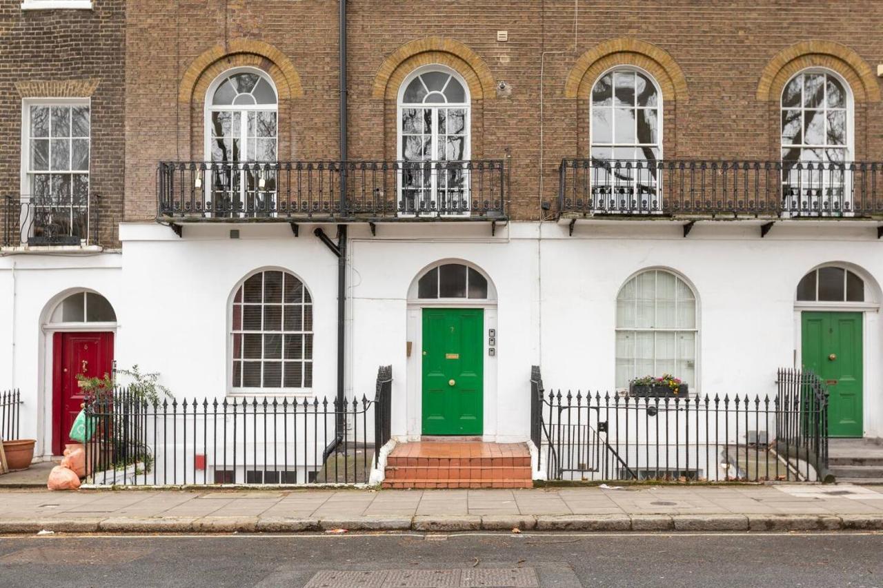 Appartamento Cozy Flat In The Heart Of Londra Esterno foto